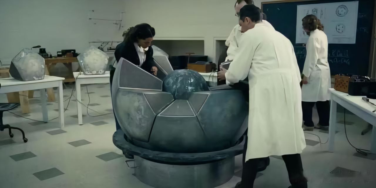 【影視動漫】實拍狂魔諾蘭是如何不用特效實現《奧本海默》的核場面？-第2張