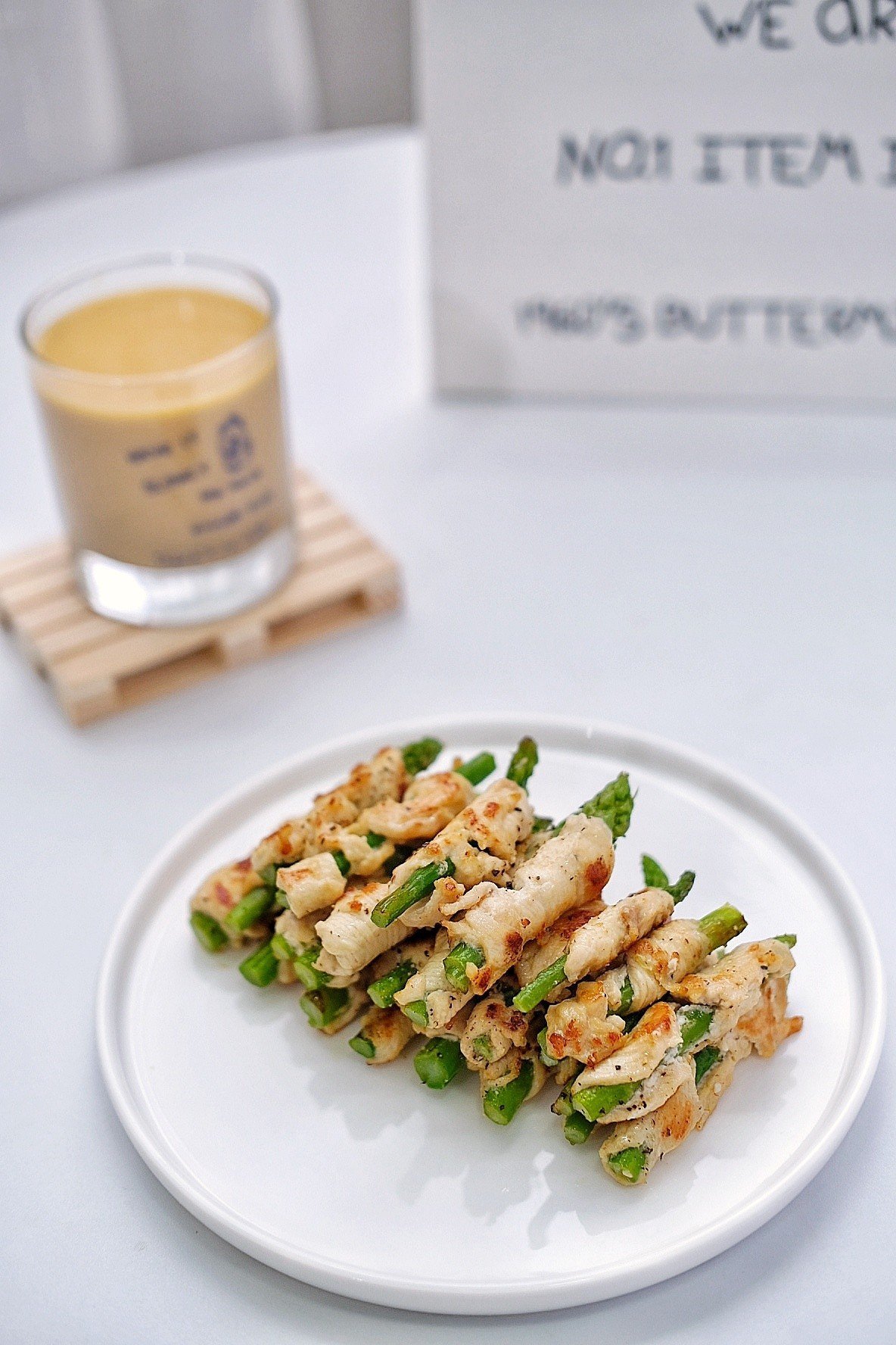 【小飯盒】簡單美食製作-雞胸肉蘆筍卷