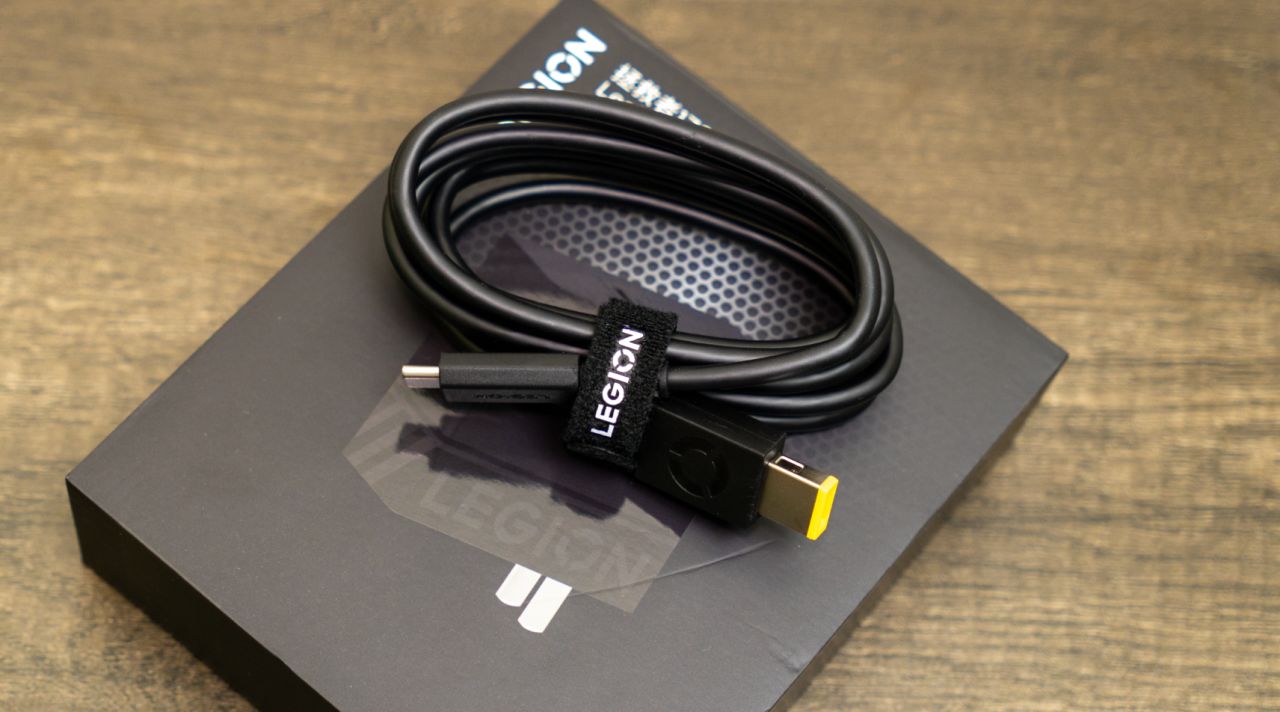 【球盟会】Y7000P外出时的完美搭档？——联想拯救者170W氮化镓电源评测