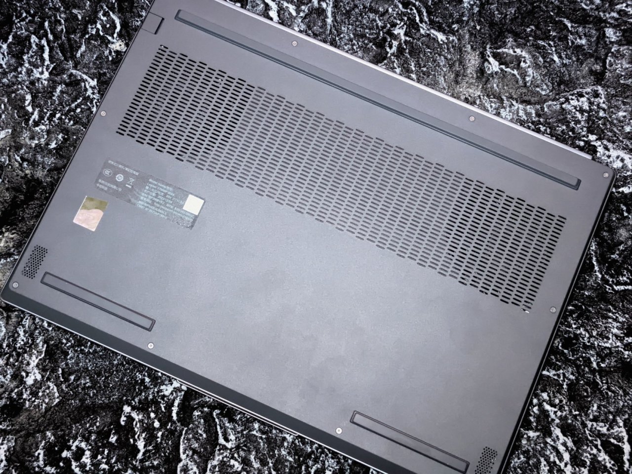 模具升级，内有乾坤--联想Y7000P 2024款评测