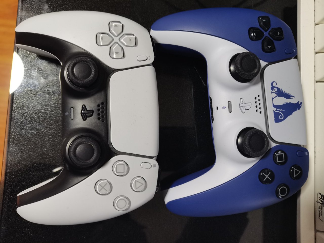 【球盟会】心心念念的ps5新手柄，开箱！