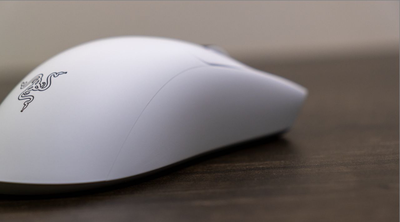 【球盟会】毒蝰V3专业版首发拆解，原生8000Hz回报率，地表最强抓握鼠来了