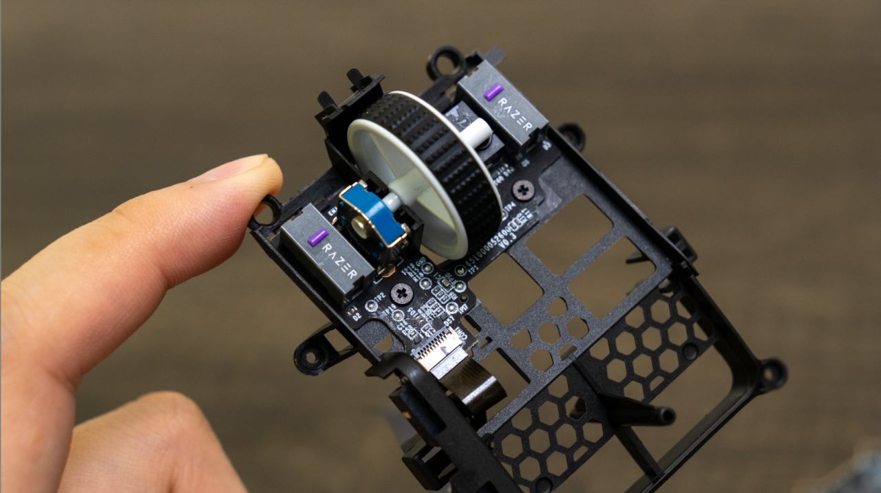 【球盟会】毒蝰V3专业版首发拆解，原生8000Hz回报率，地表最强抓握鼠来了