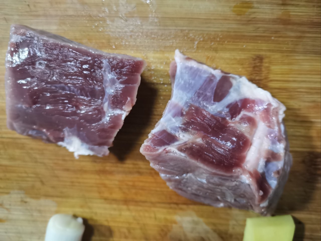 公司新来的实习生居然想吃我的牛牛！