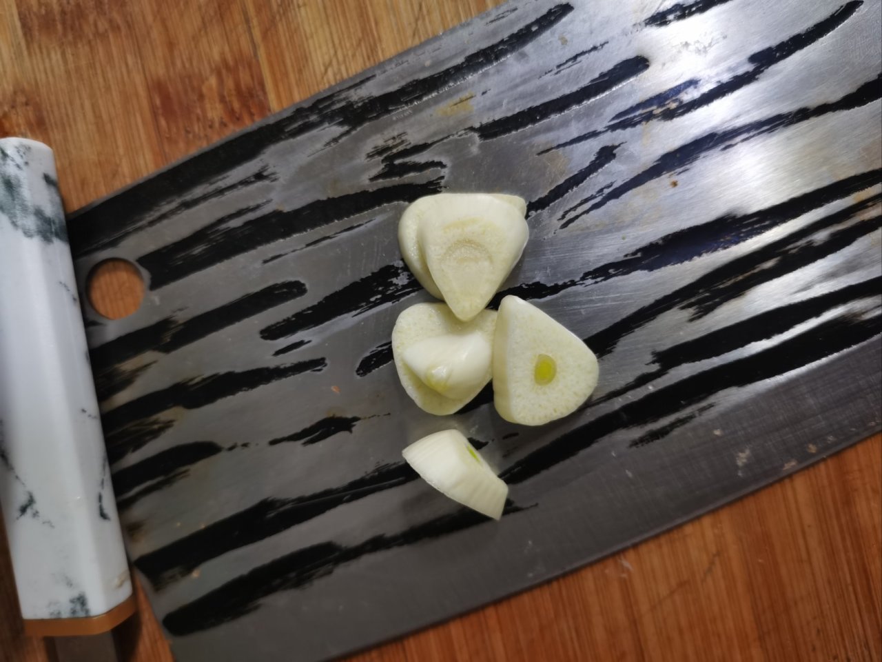 公司新来的实习生居然想吃我的牛牛！