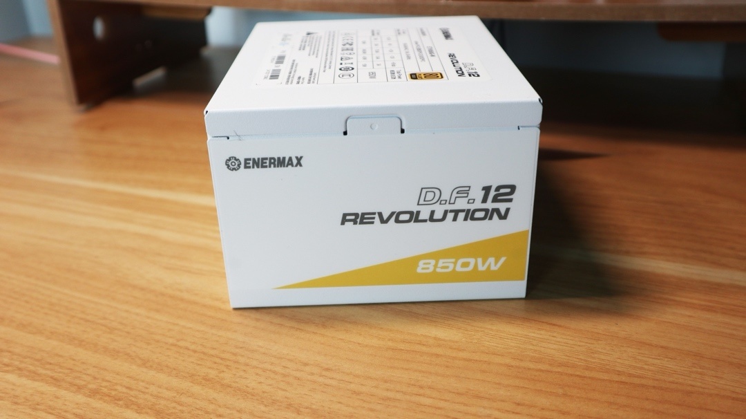 122mm安耐美D.F.12 REVOLUTION 850W電源：小機箱使用者的福音-第2張