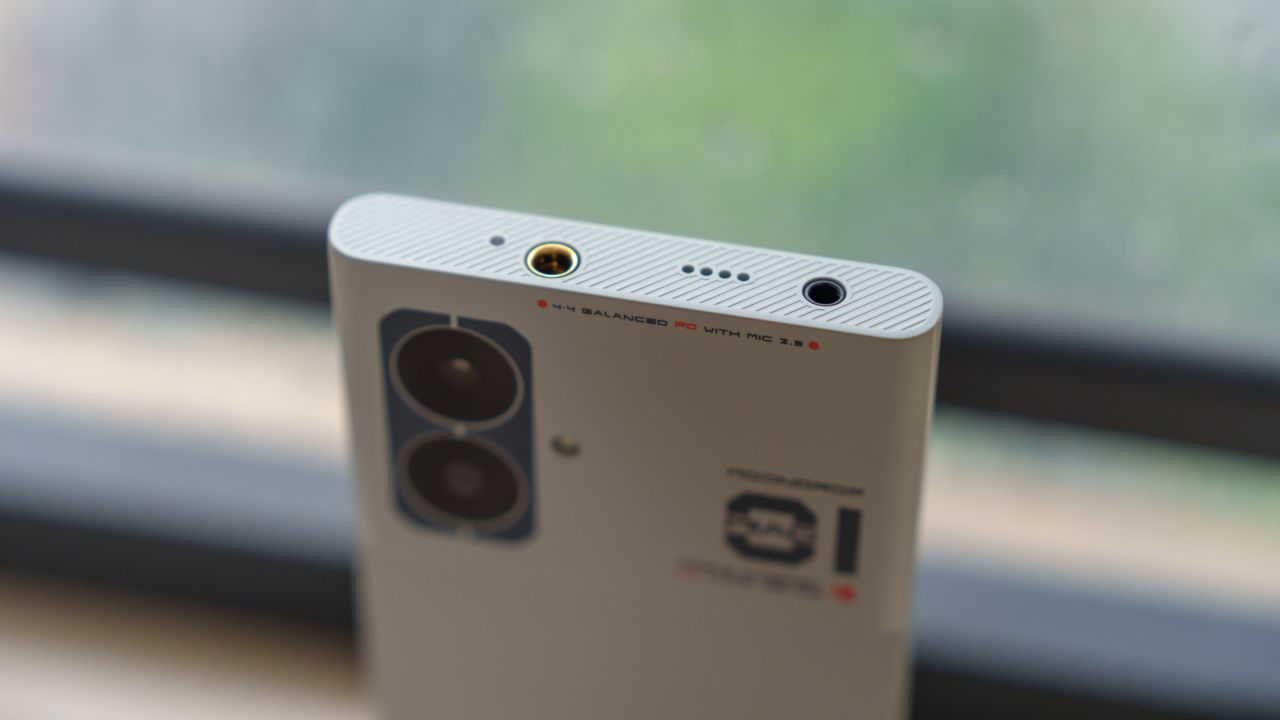 手机中的HiFi终端，国砖中的性能巅峰：MIAD 01