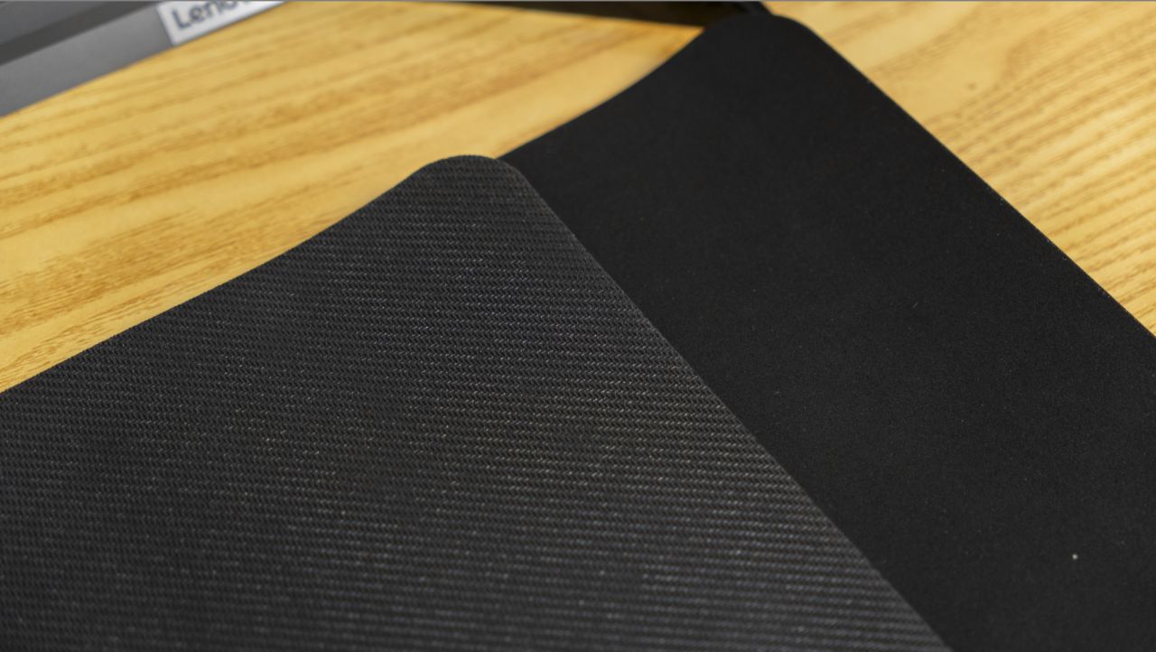 一张鼠标垫还分正版和盗版？几十块真能“平替”大牌正版鼠标垫？