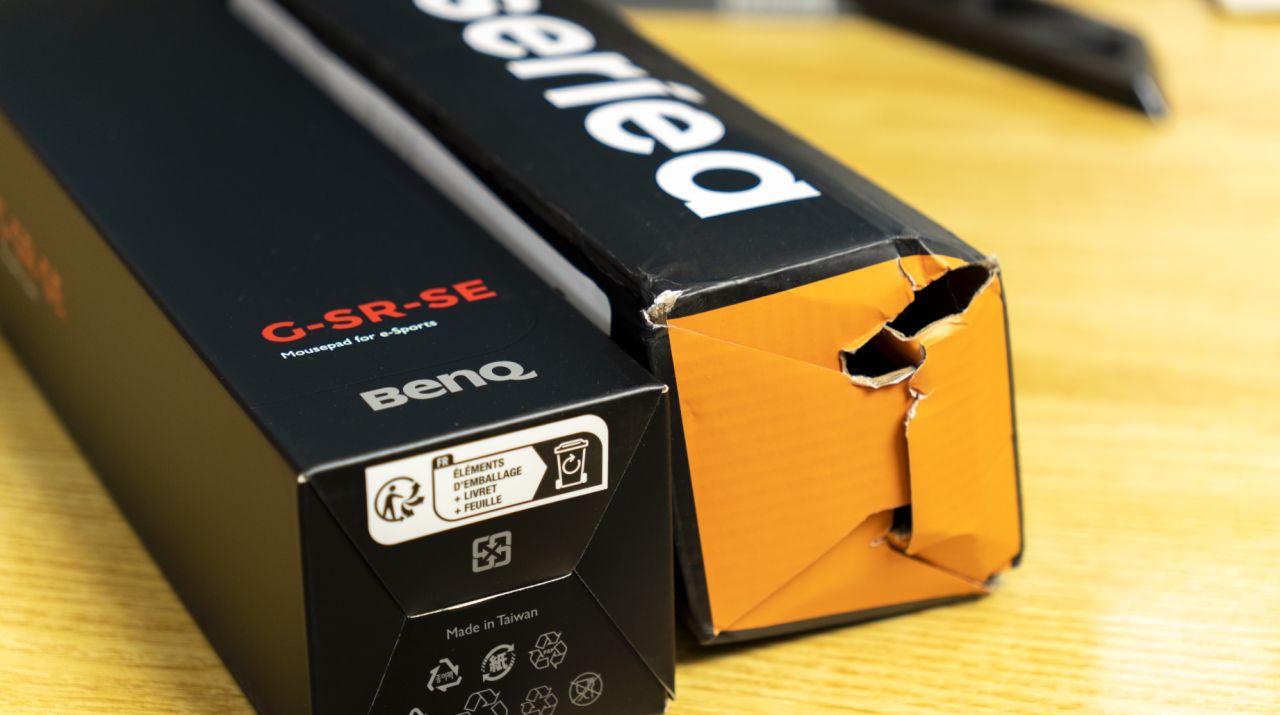 一张鼠标垫还分正版和盗版？几十块真能“平替”大牌正版鼠标垫？