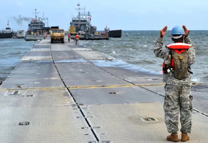 美军花3亿美元在加沙造了个临时码头，竣工一周后解体