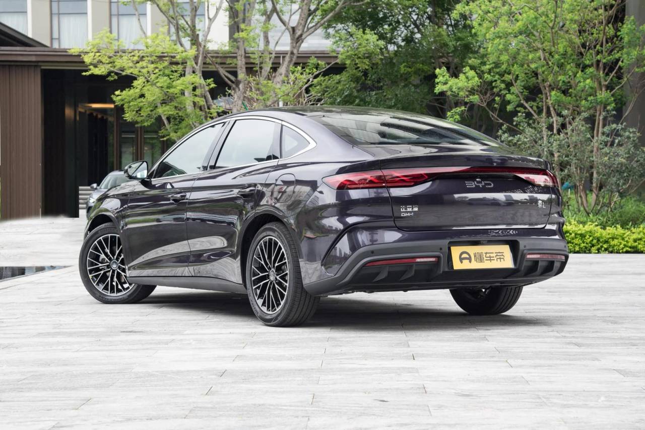 【球盟会】每天认识一辆车,《比亚迪 秦》