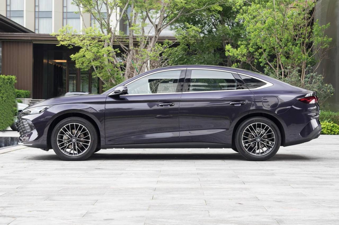 【球盟会】每天认识一辆车,《比亚迪 秦》