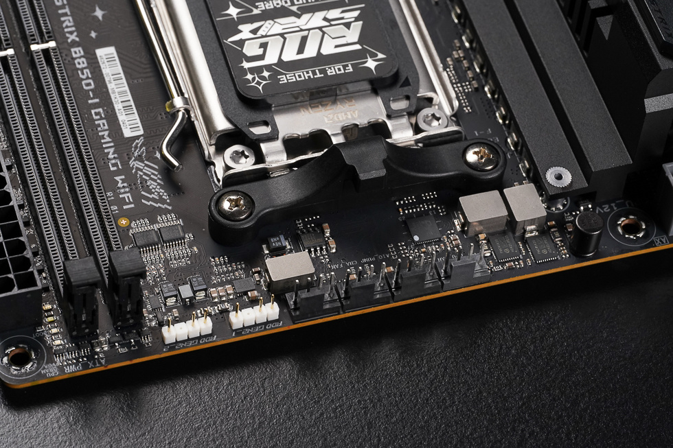 【球盟会】迎接AM5全新世代 —— ROG STRIX B850-I GAMING WIFI 开箱分享！