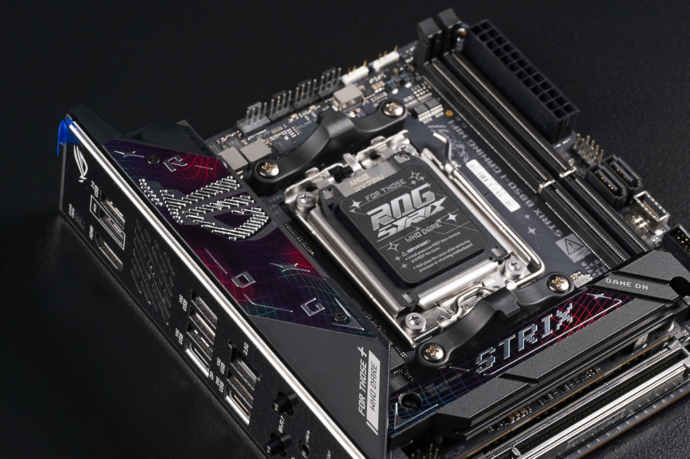 【球盟会】迎接AM5全新世代 —— ROG STRIX B850-I GAMING WIFI 开箱分享！