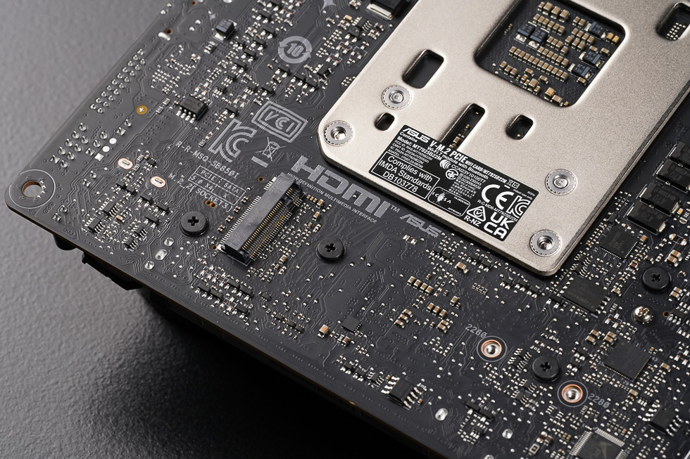 【球盟会】迎接AM5全新世代 —— ROG STRIX B850-I GAMING WIFI 开箱分享！