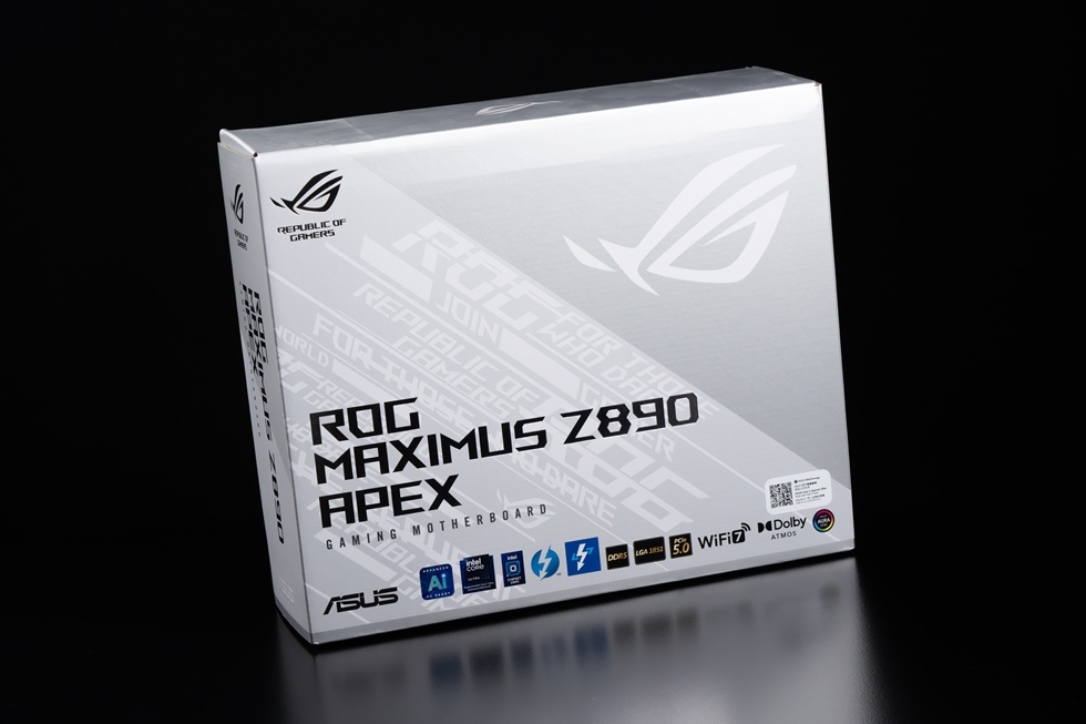 ROG MAXIMUS Z890 APEX开箱：极致性能，重塑主板巅峰体验！-第0张