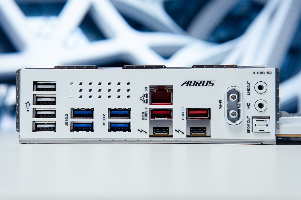 技嘉电竞冰雕Z890 AORUS PRO ICE+英特尔酷睿Ultra 7 265K测试-第7张