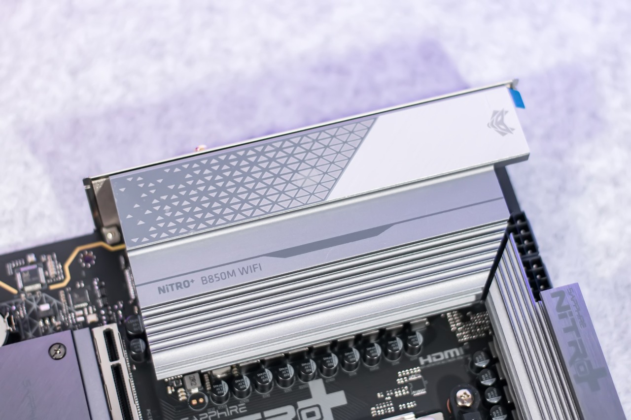蓝宝石NITRO氮动B850M WIFI主板评测：完全释放9950X3D处理器性能-第3张