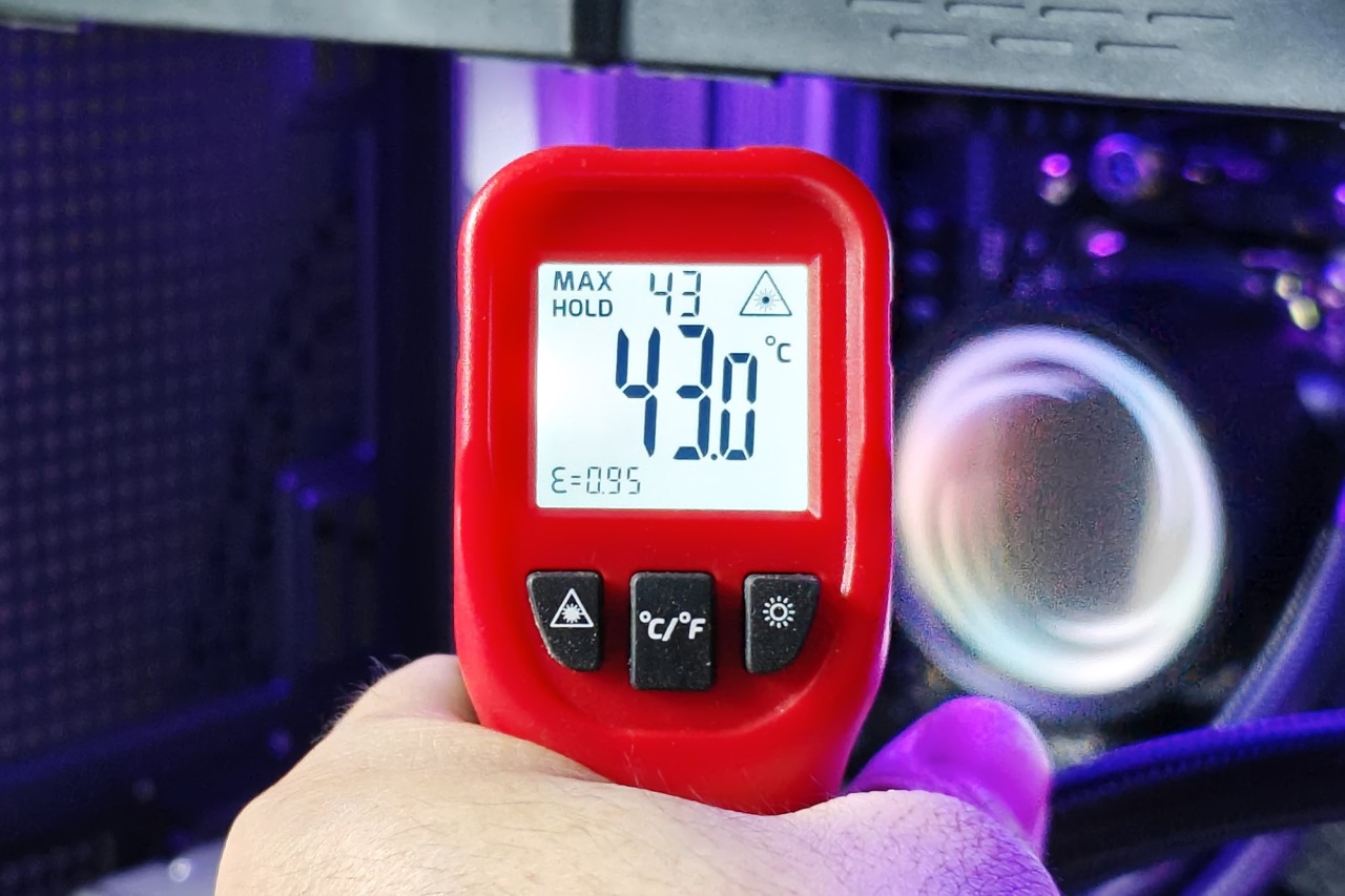 蓝宝石NITRO氮动B850M WIFI主板评测：完全释放9950X3D处理器性能-第32张