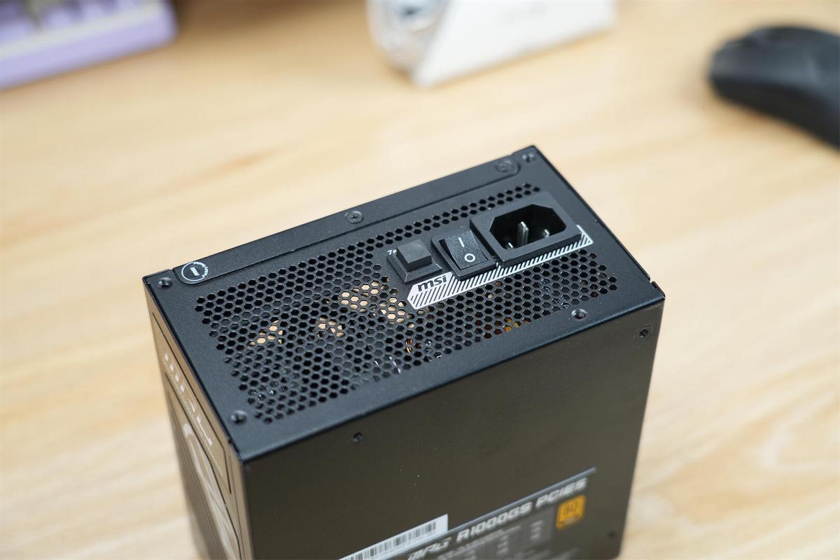 微星 MPG A1000GS PCIE5暗黑电源，藏着哪些让硬件狂飙的秘密？-第9张