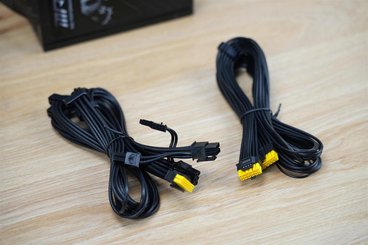 微星 MPG A1000GS PCIE5暗黑电源，藏着哪些让硬件狂飙的秘密？-第12张