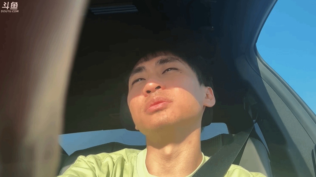 小明剑魔事件新进展：现已与老婆分居 将搬至武汉