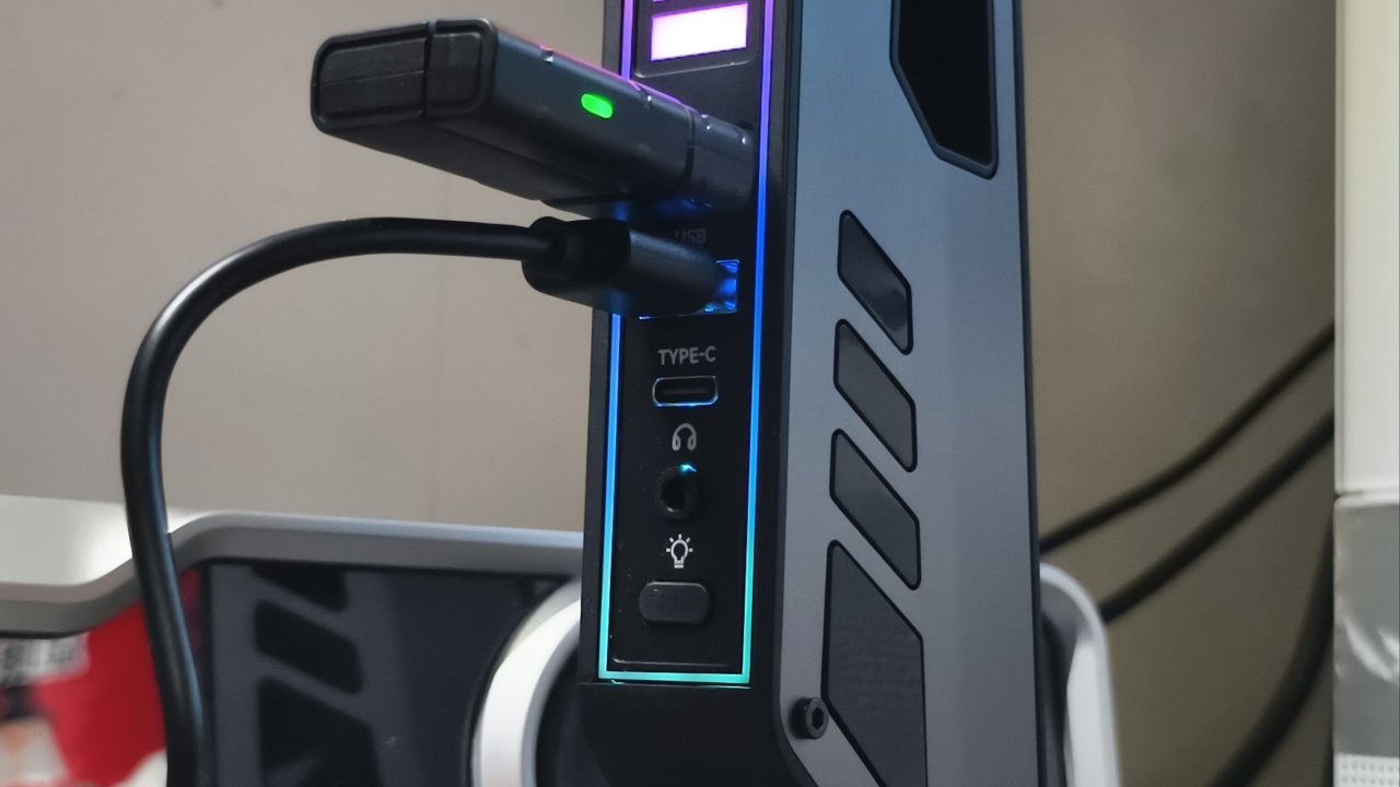 【球盟会】二次元外观+自带变声器的耳机?性价比确实高,就是有点羞耻