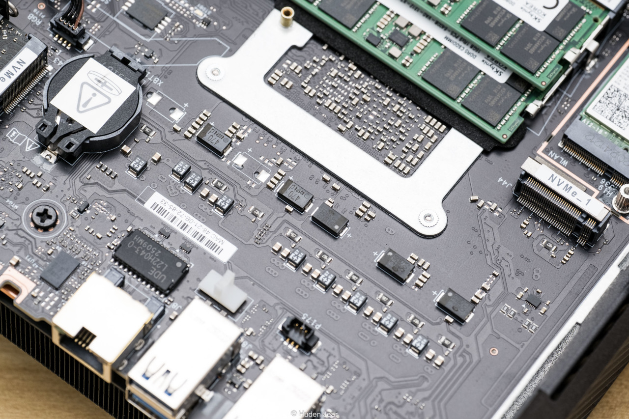 ROG NUC 2025 迷你主机测评：富哥们救一救啊