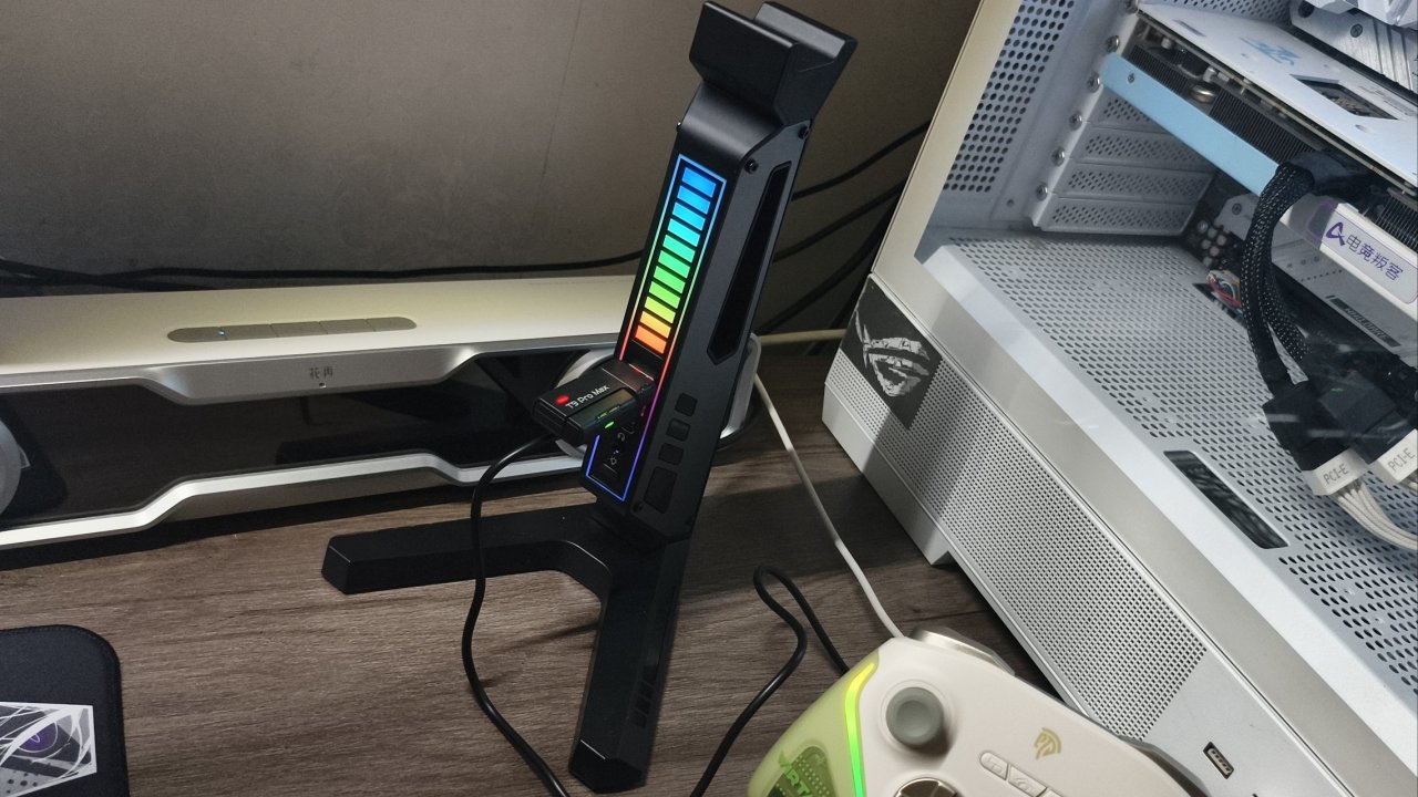 【球盟会】二次元外观+自带变声器的耳机?性价比确实高,就是有点羞耻