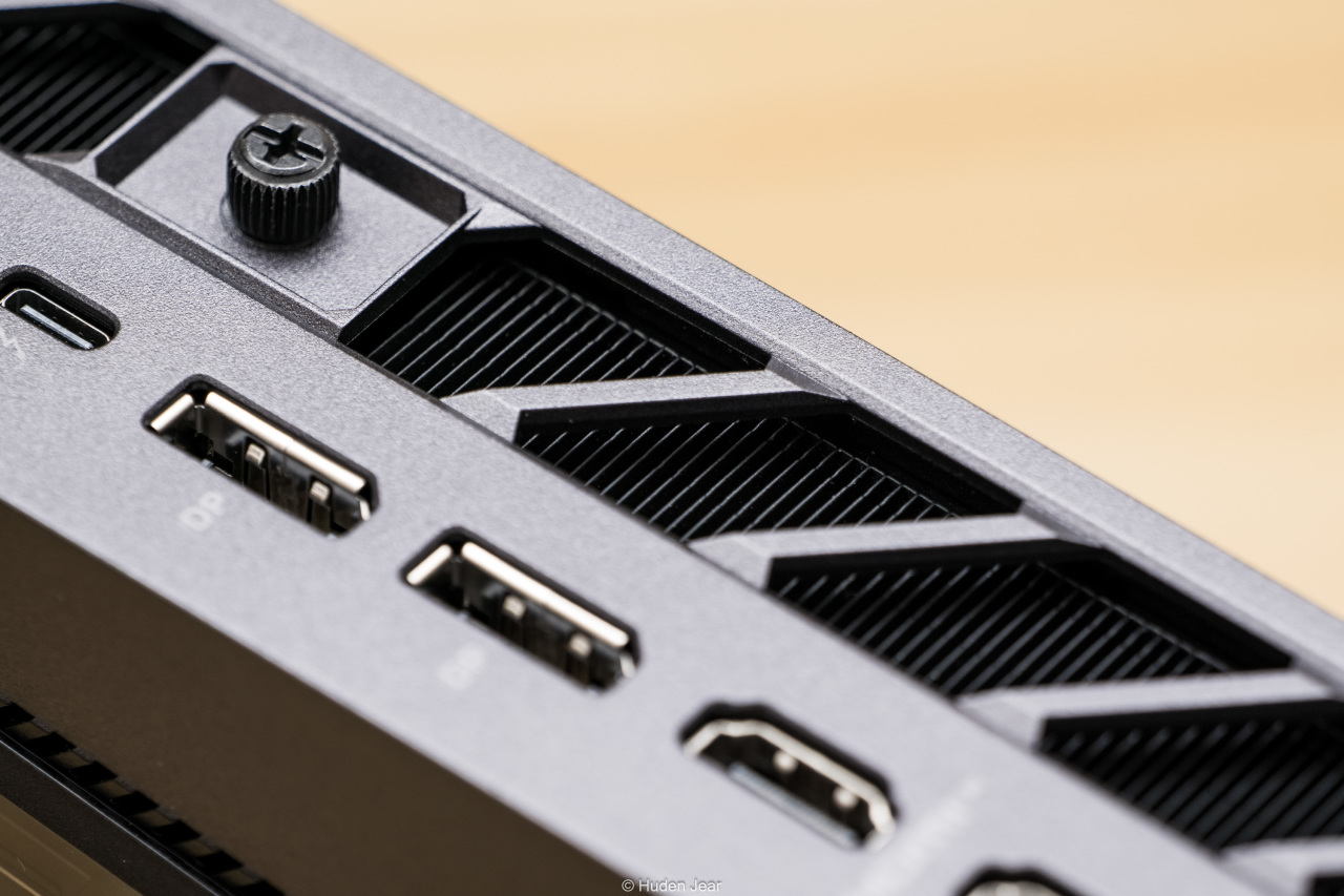 ROG NUC 2025 迷你主机测评：富哥们救一救啊