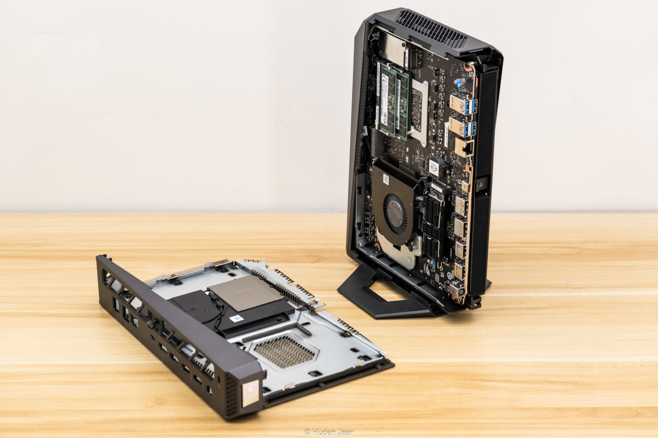 ROG NUC 2025 迷你主机测评：富哥们救一救啊