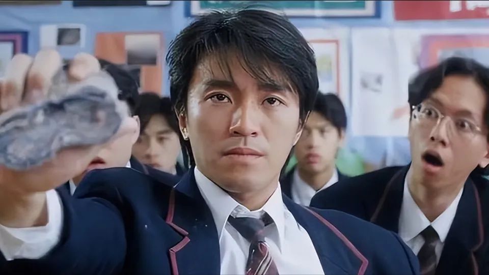 陈冠希晒周杰伦，周星驰合照 周杰伦陈冠希互动：出来打球啊