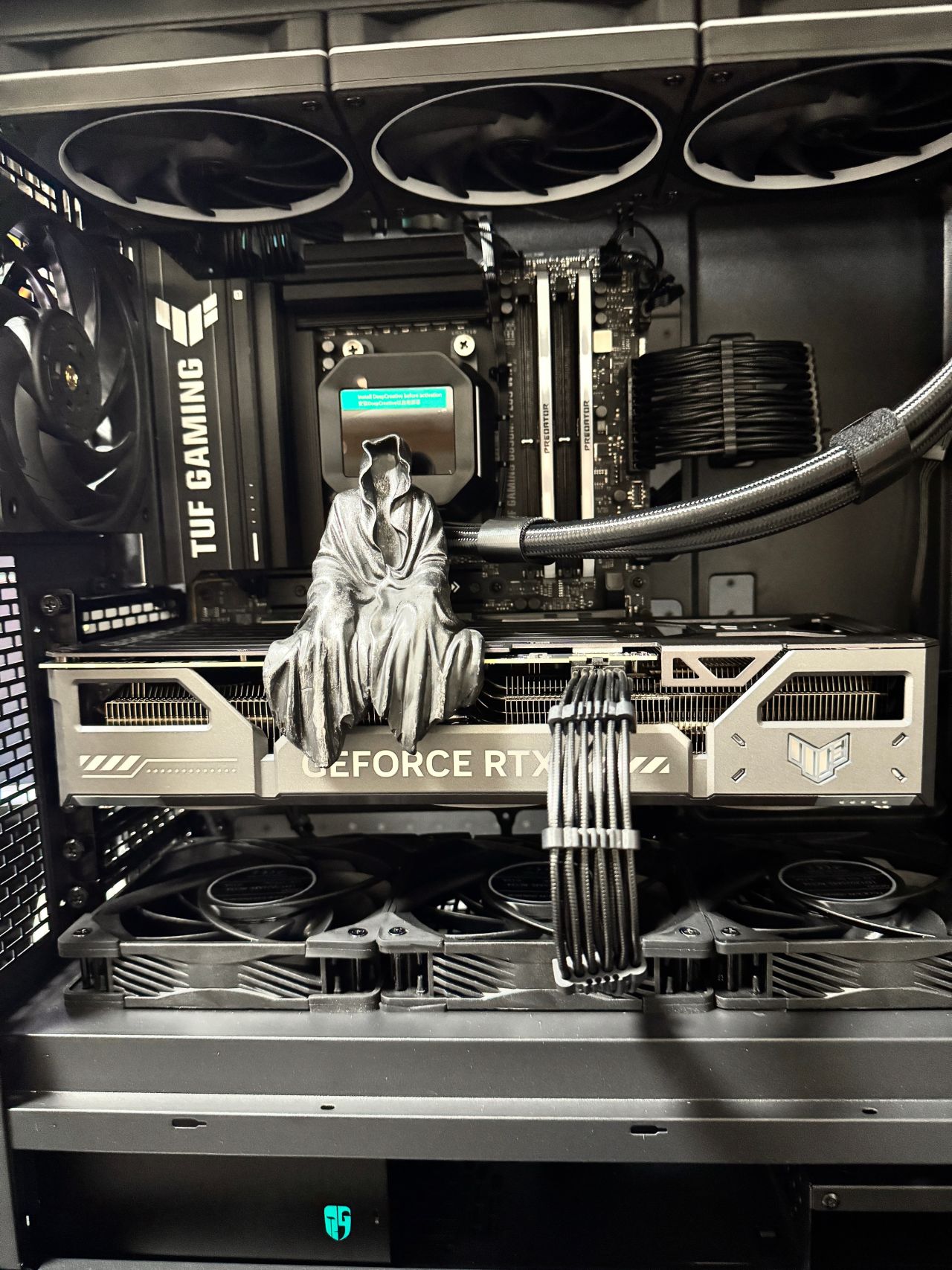 【记录】盒友重度 CS2  9800X3D TUF5070Ti