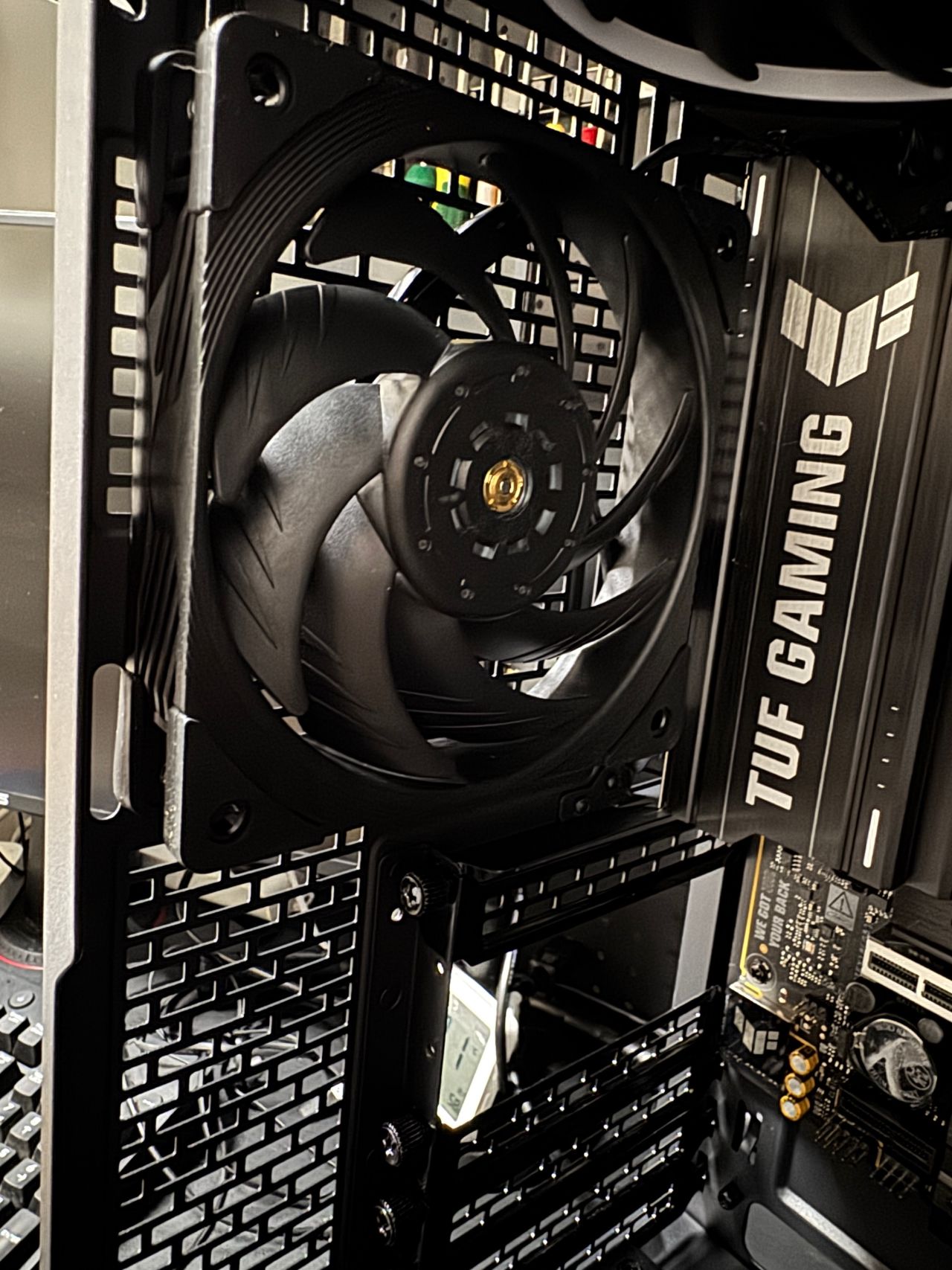 【记录】盒友重度 CS2  9800X3D TUF5070Ti