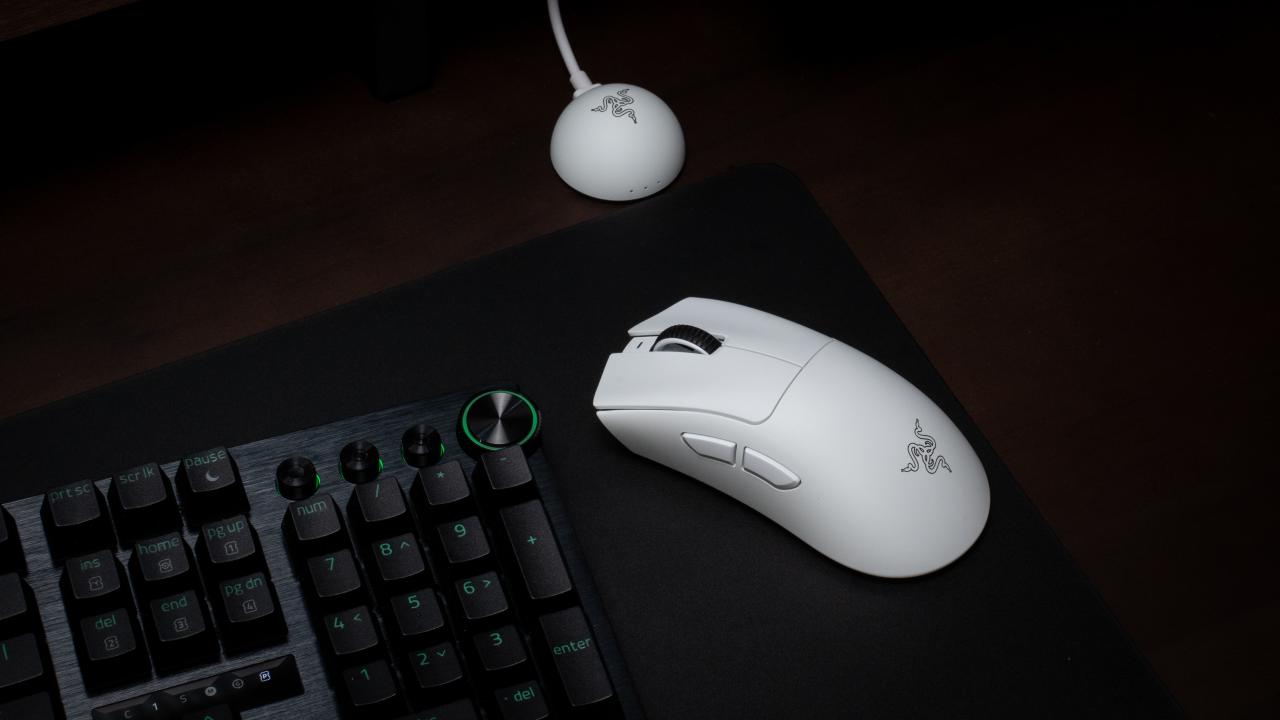 【首发】时隔三年！雷蛇炼狱蝰蛇V4Pro它来了，全面升级！