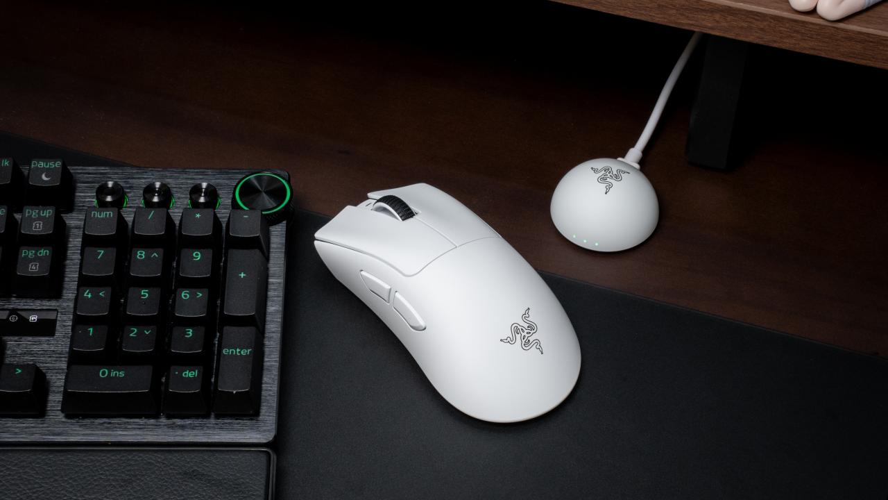 【首发】时隔三年！雷蛇炼狱蝰蛇V4Pro它来了，全面升级！