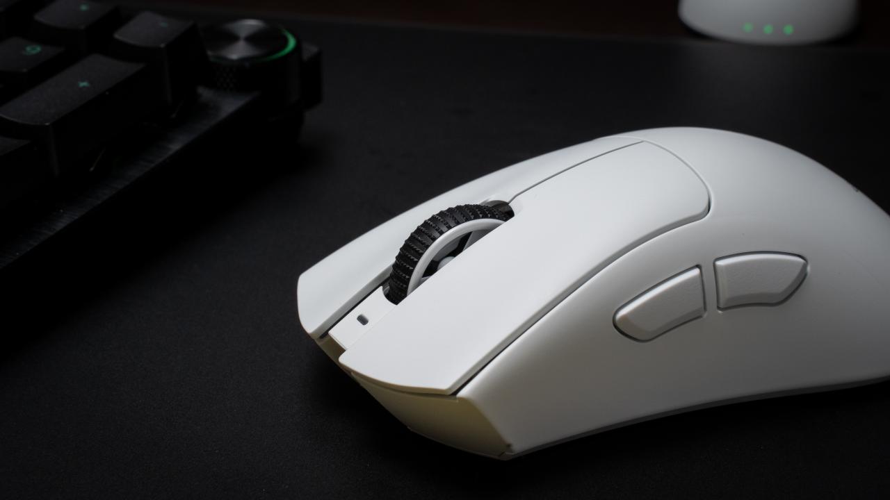 【首发】时隔三年！雷蛇炼狱蝰蛇V4Pro它来了，全面升级！