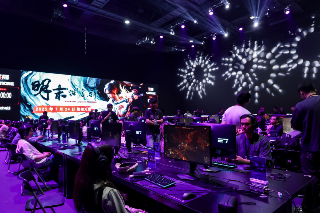 《明末》制作人夏思源：眼里只有对优化和BUG的渴望