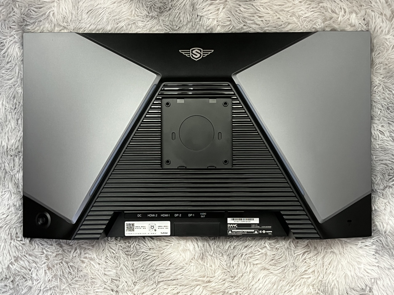 SANC盛色 D76 | 2025年市面上同规格最有性价比的高端AI屏