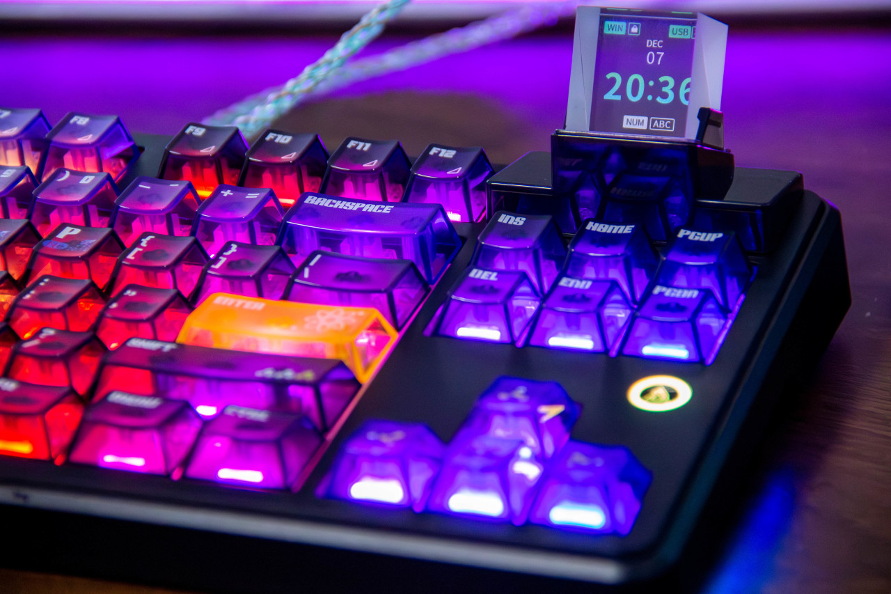 【球盟会】全球首款棱镜屏幕帅炸了，但是多加100块|黑爵MK87棱镜版