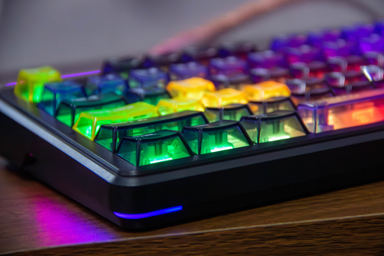 【球盟会】全球首款棱镜屏幕帅炸了，但是多加100块|黑爵MK87棱镜版