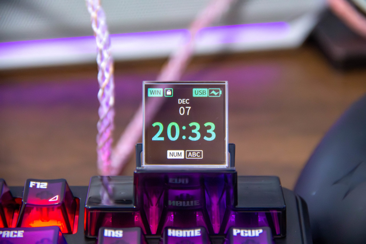 【球盟会】全球首款棱镜屏幕帅炸了，但是多加100块|黑爵MK87棱镜版