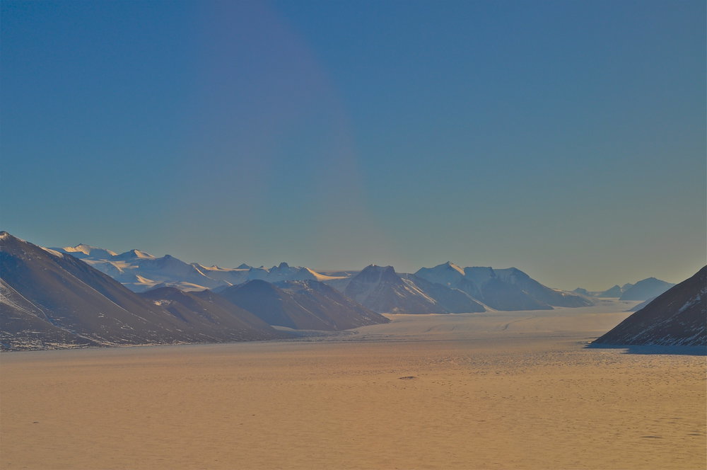 Album - 13 images of McMurdo Dry Valleys: field camps and landscapes |  Antarctica NZ