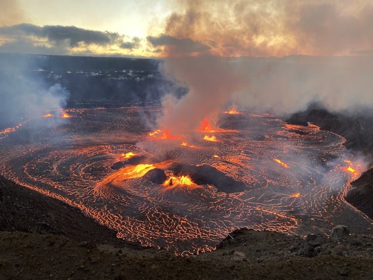 A distant planet seems to have a sulphur-rich atmosphere, hinting at alien  volcanoes