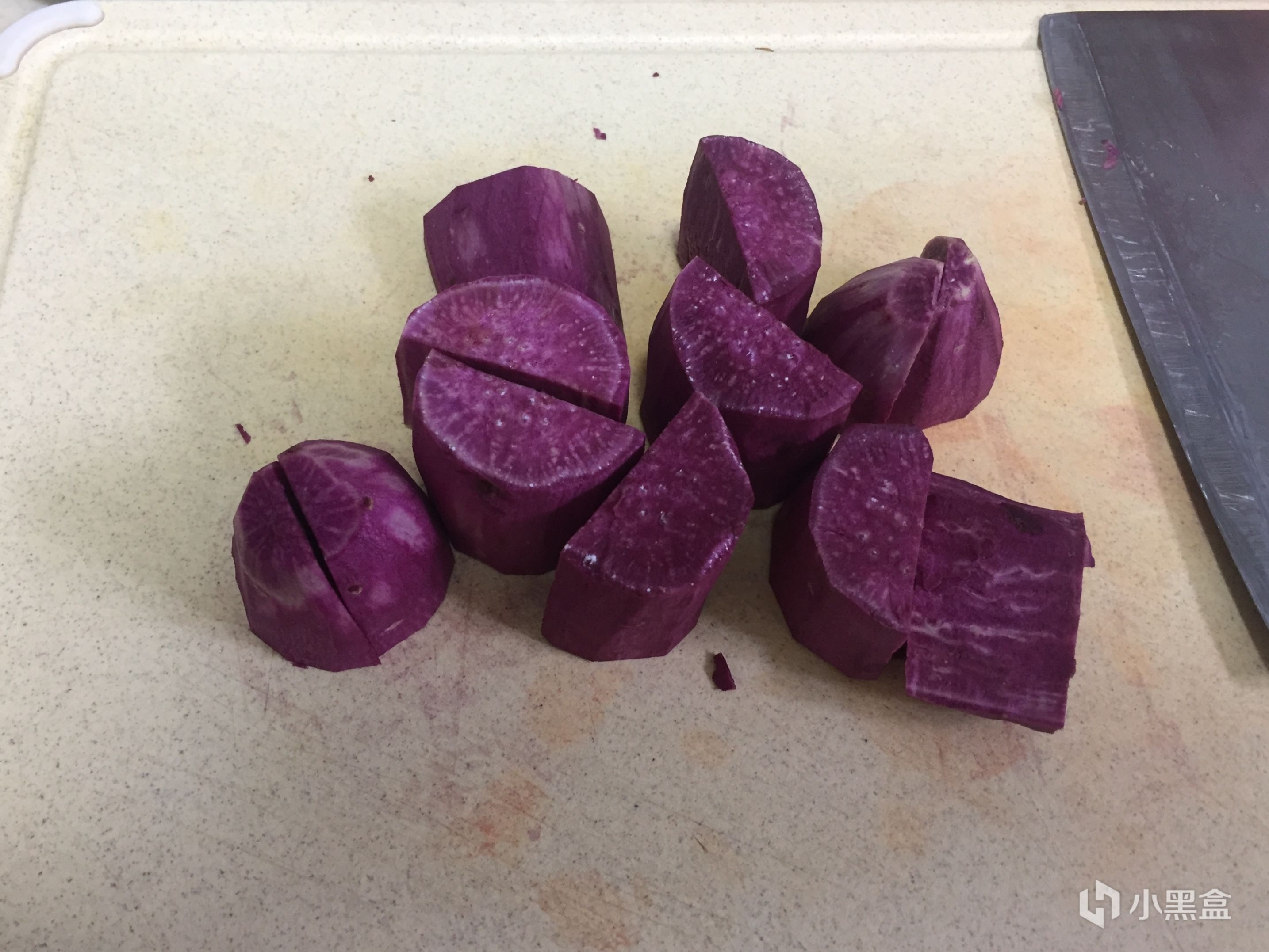 【小飯盒】憨憨甜品之：糯米紫薯卷-第2張