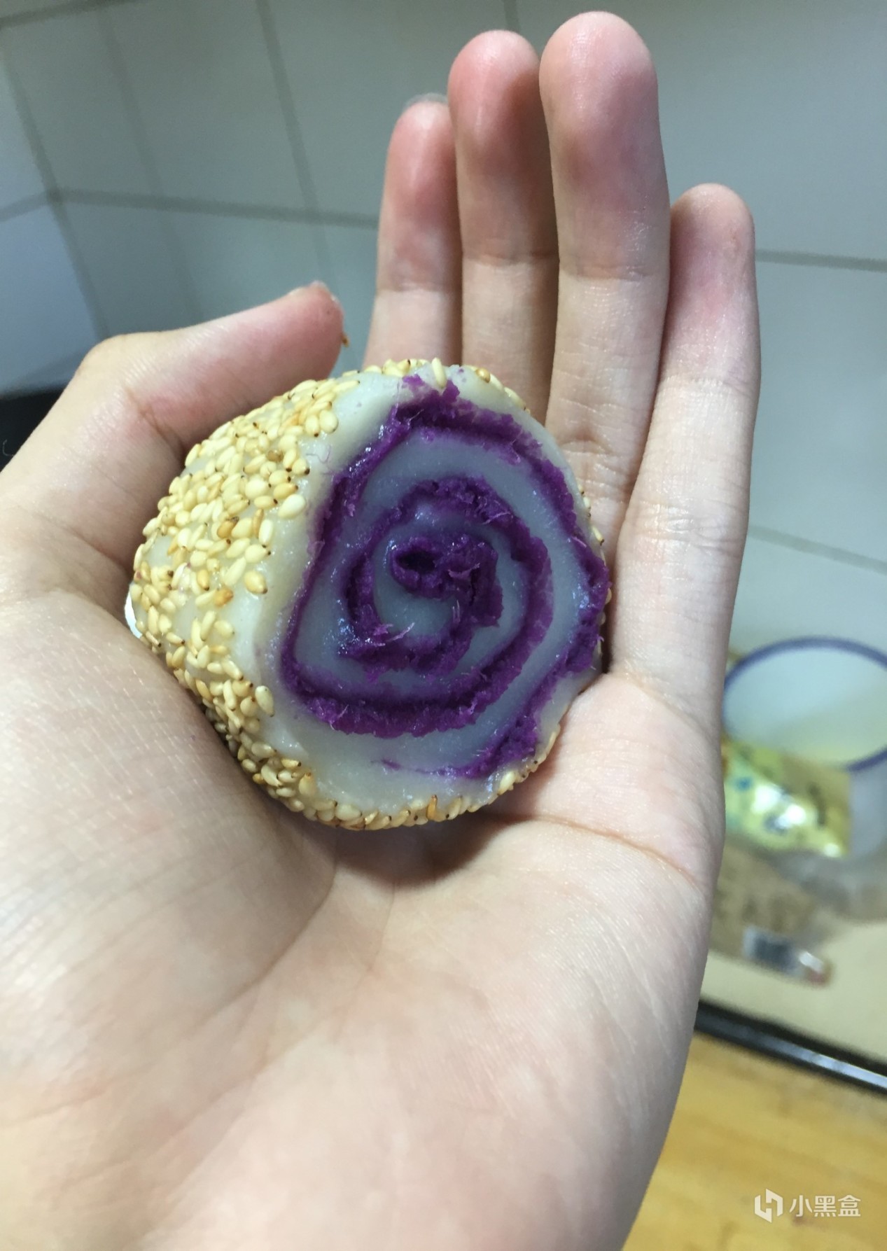 【小饭盒】憨憨甜品之：糯米紫薯卷-第0张