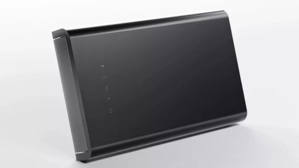 【PC遊戲】特斯拉推出1TB車規級固態硬盤 售價350美元-第1張