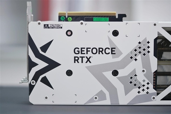 RTX 4070 3月发布：显存不忍直视！