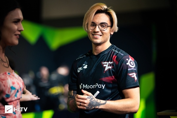 【CS:GO】Twistzz成为史上首位获得两届大满贯选手