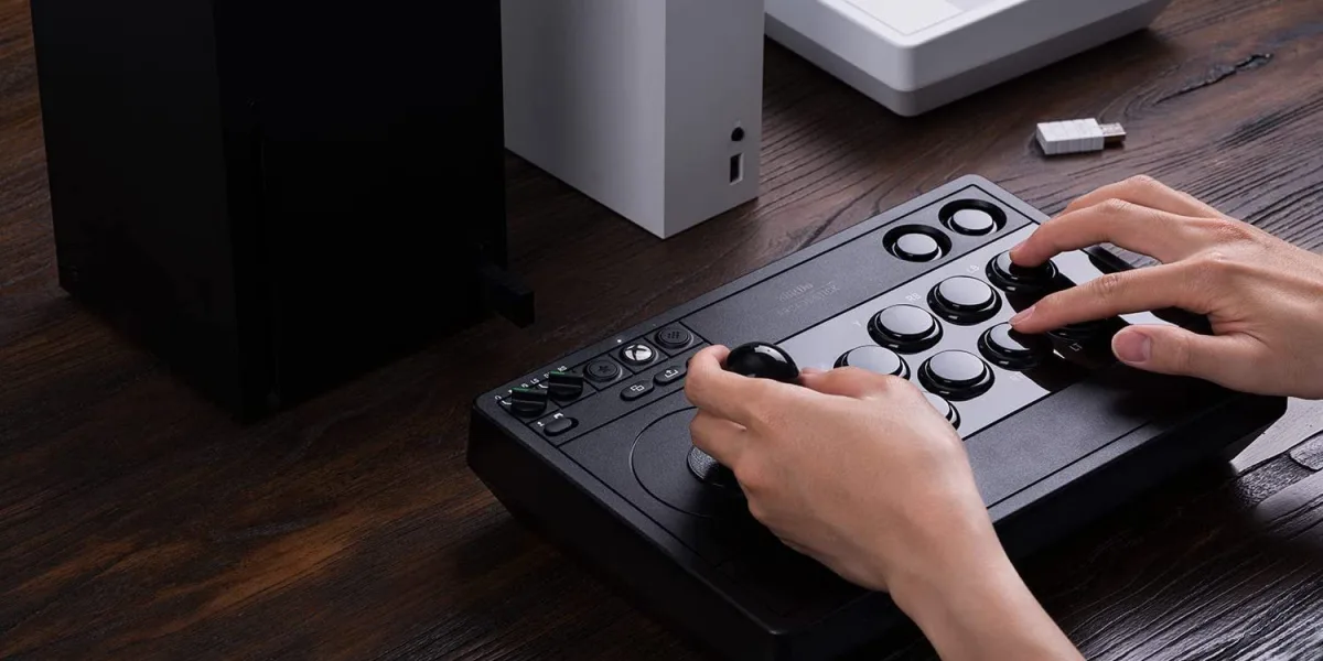 【PC遊戲】八位堂推出Xbox授權無線街機搖桿，支持Xbox和PC雙平臺-第3張
